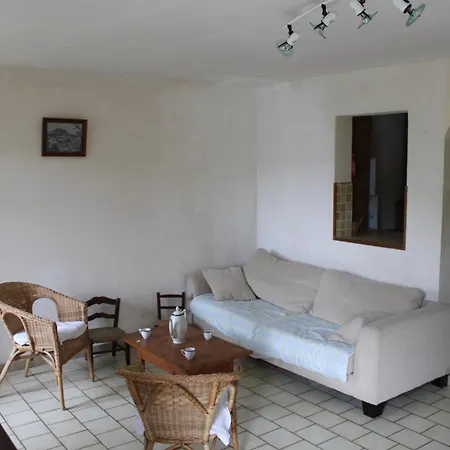 Maison De Village